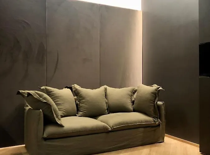 Fifty Eight Suite Milan Cerva